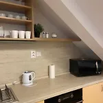 7 People - 1 Price - Cozy Attic Apartment Prešov