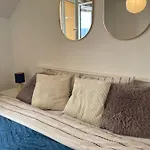 Apartment 7 People - 1 Price - Cozy Attic Prešov