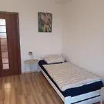 Apartment 7 People - 1 Price - Cozy Attic *