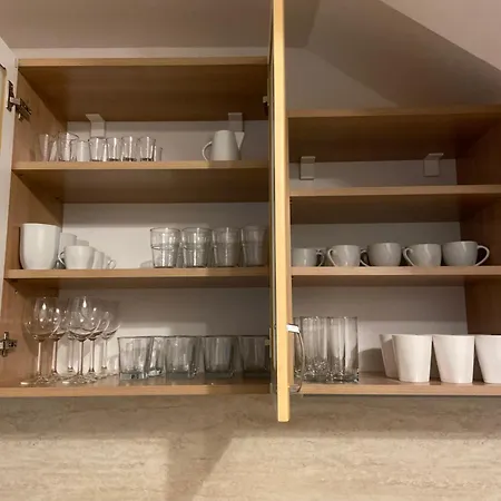 7 People - 1 Price - Cozy Attic Lejlighed *