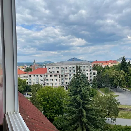 Apartment 7 People - 1 Price - Cozy Attic Presov