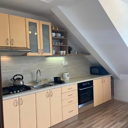 7 People - 1 Price - Cozy Attic