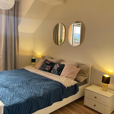 דירה 7 People - 1 Price - Cozy Attic פרשוב