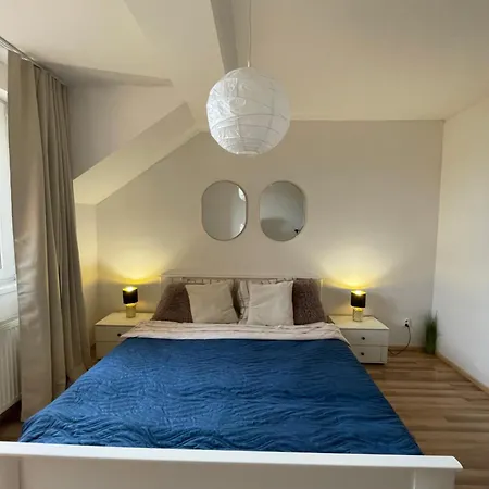 Lejlighed 7 People - 1 Price - Cozy Attic