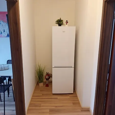 7 People - 1 Price - Cozy Attic