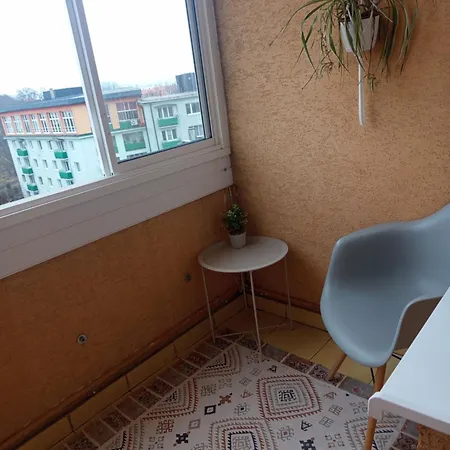 7 People - 1 Price - Cozy Attic Apartment *