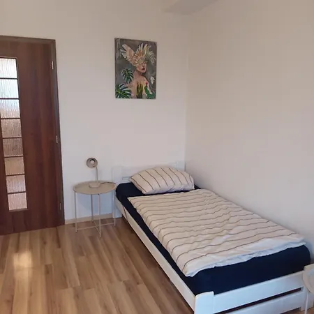 Apartment 7 People - 1 Price - Cozy Attic *